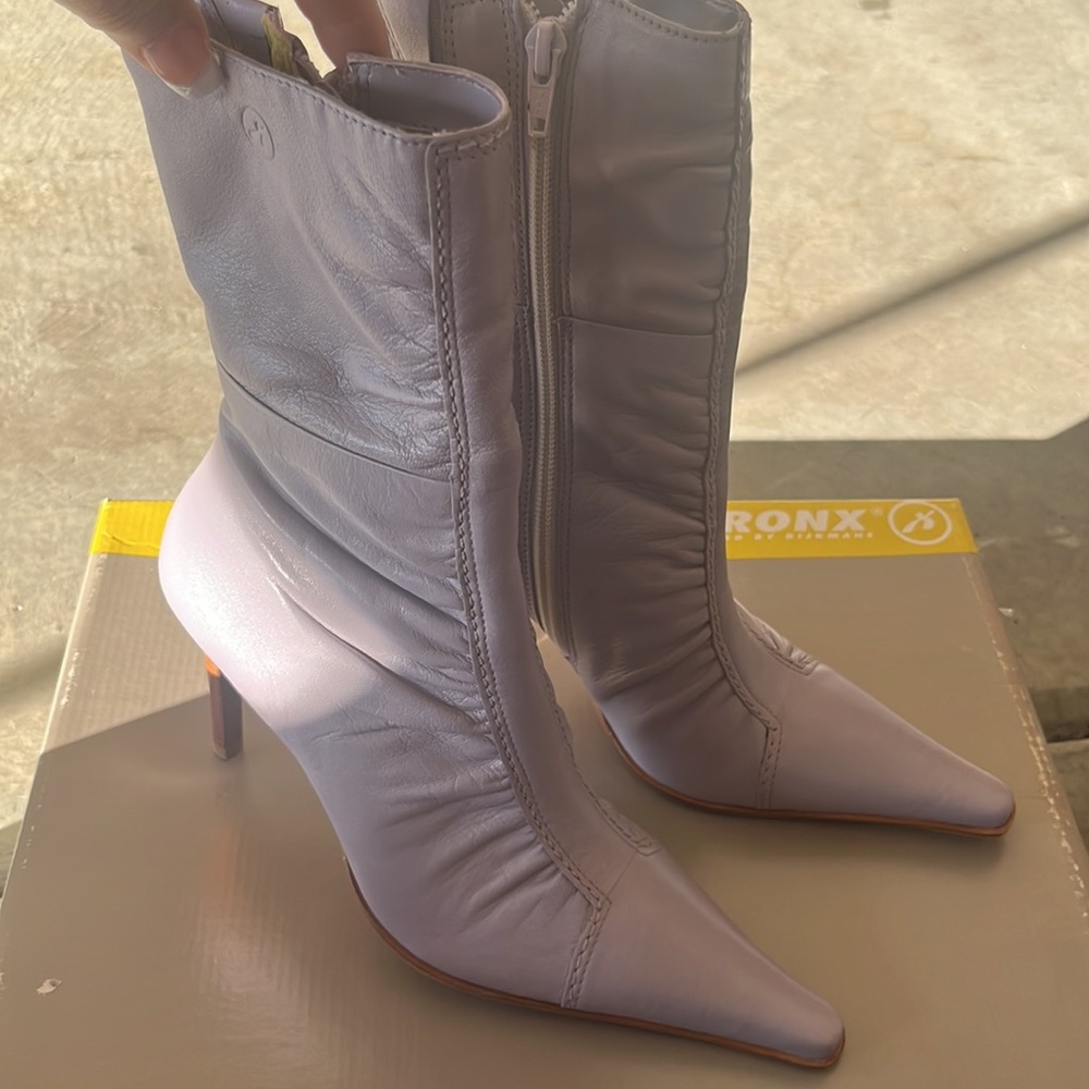 Bronx Boot - Picture 2 of 4